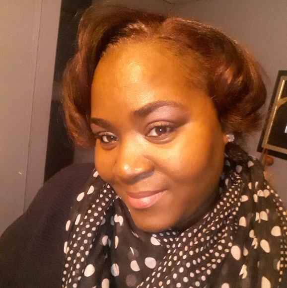 Meet your Posher, Toni - Picture 1 of 1